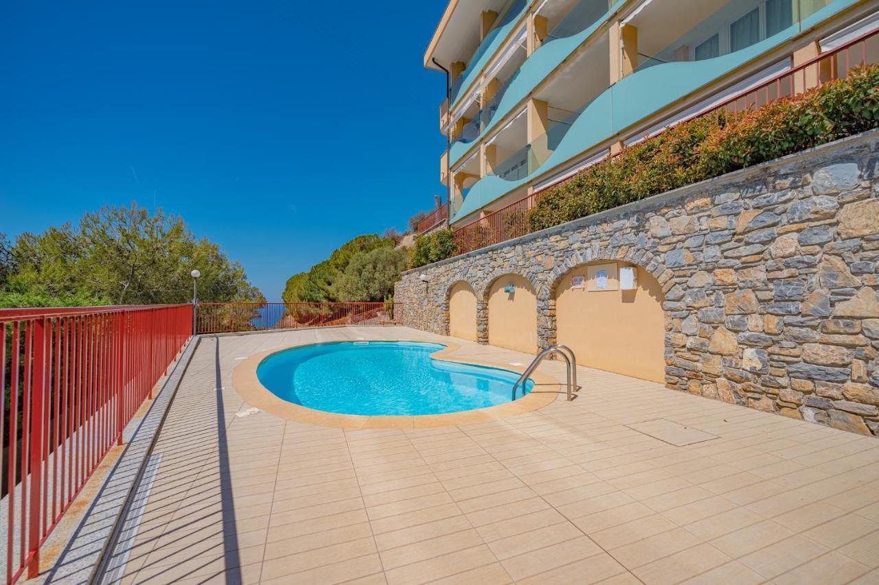 Appartamento Incantevole Con Piscina ヴァッレクロージア エクステリア 写真